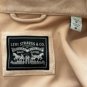 Levi’s Size M Suede Shacket